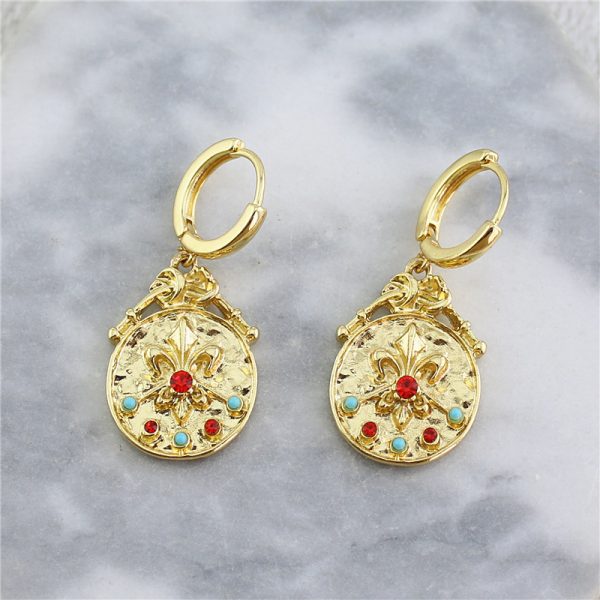 Electroplated Vintage Baroque Minimalist Accessories - Image 12
