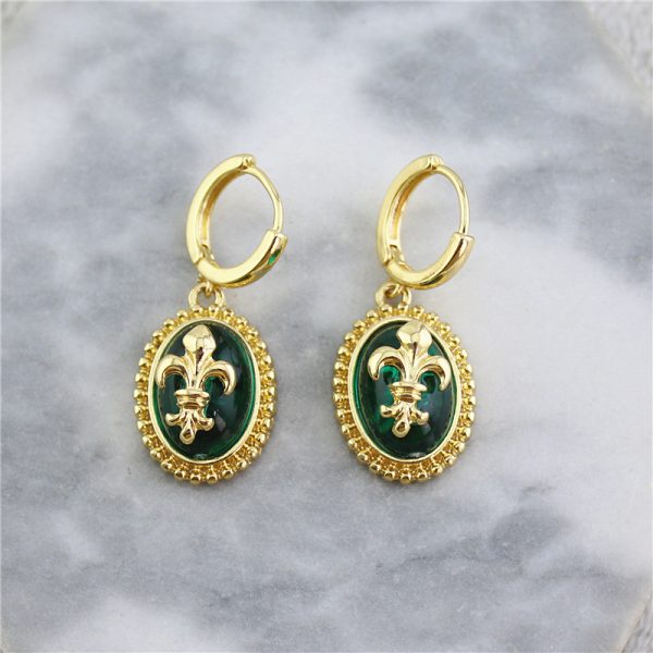 Electroplated Vintage Baroque Minimalist Accessories - Image 16